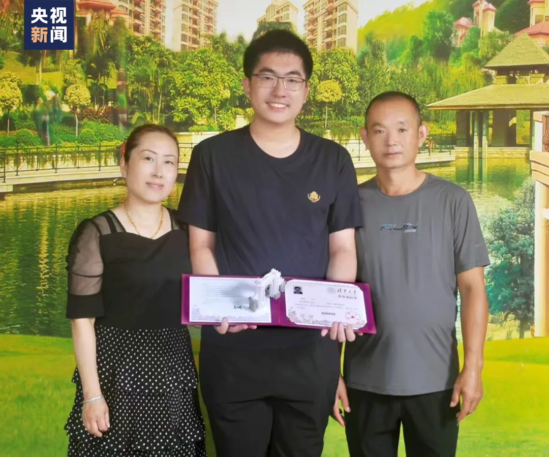 带着这份“无声的爱”，他考上清华了！