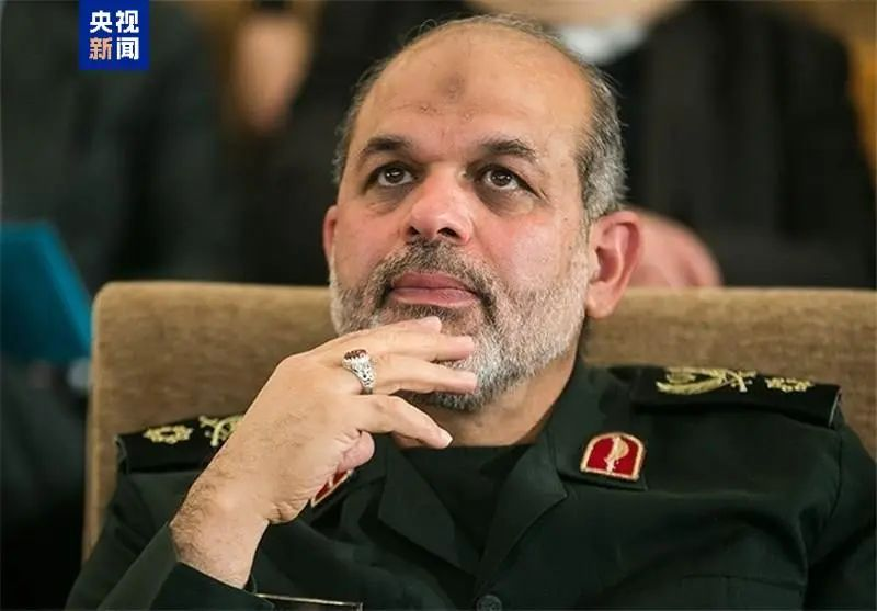 瓦希迪：均后继有人