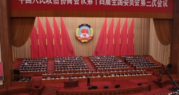 （中國兩會）嚴建文委員：中國創新主體已轉移到產業界