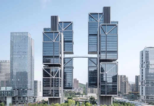 （中國兩會）中國社會掀“強制下班”新風 兩會熱議