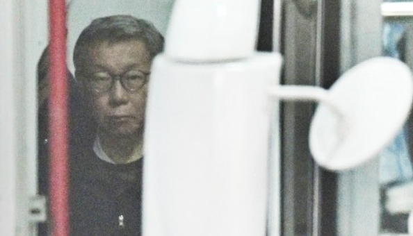 柯文哲身體出問題 委託律師：已出現尿血情形