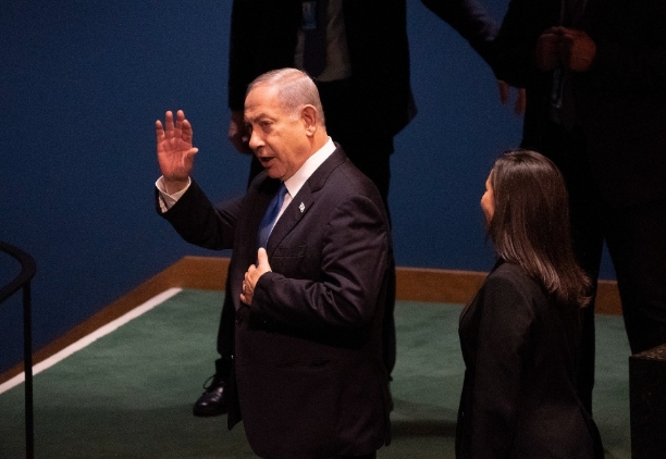 以總理任命沙維特為辛貝特局長