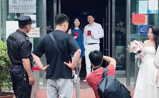 四川擬將婚假、生育假延長