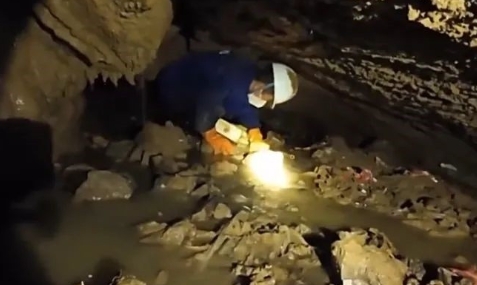 張家界溶洞垃圾問題4人被停職 目前已清理51噸