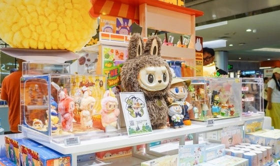 北京官媒談盲盒盲卡監管 泡泡瑪特股價跌超5%