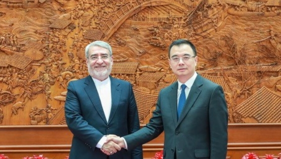 中方會伊朗新任駐華大使：反對侵犯伊朗主權