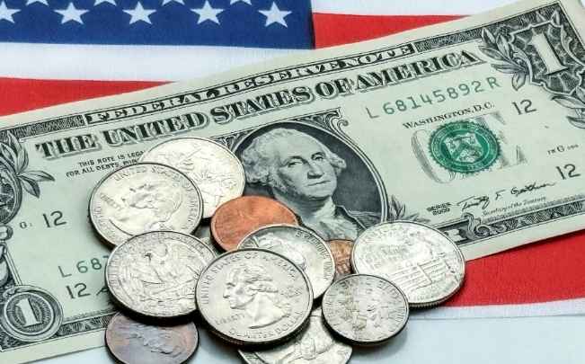 美國關稅威脅加劇貿易緊張 美元走強白銀價格回落