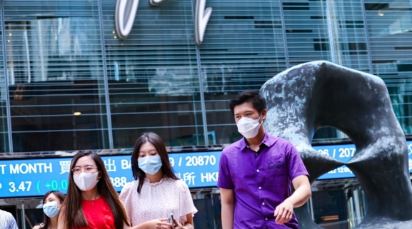 交易日漸繁忙 傳香港初級銀行家加薪達30%