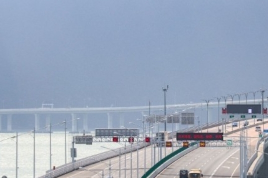 團結香港基金倡政府探索多元化的申請審批“粵車南下”方式