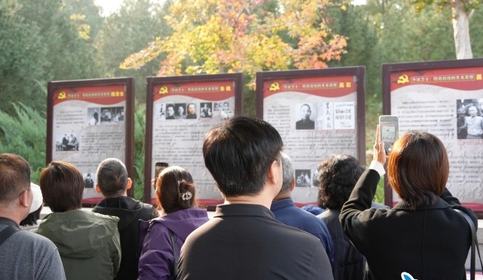 《沉默的榮耀》熱映　台灣光復紀念日民眾祭英烈