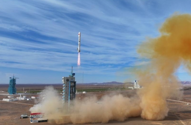 中國成功發射實踐三十號A、B、C星