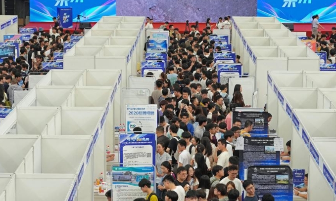 中國2026屆高校畢業生預計增48萬人 官方幫扶就業