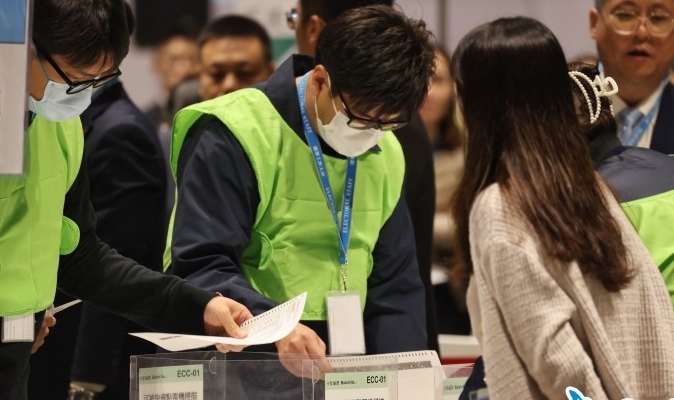 香港立法會選舉完成點票 90名議員全部產生（附名單）
