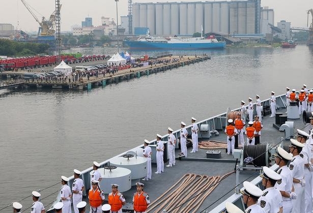 中國海軍989編隊抵印尼進行友好訪問