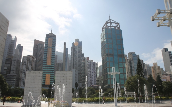 香港樓市今年溫和復甦 寫字樓零售現轉機