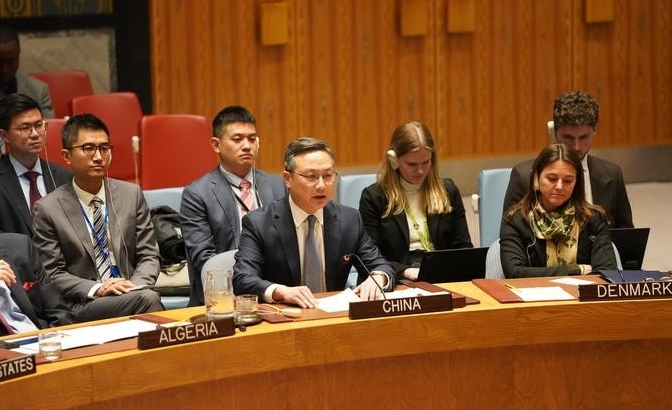 中方呼籲美方對伊朗放下武力執念