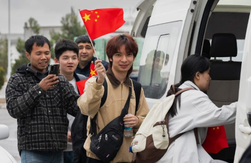 已有600餘名中國公民從伊朗安全撤離