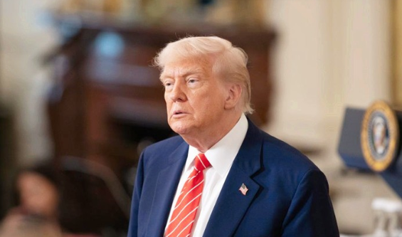 特朗普警告伊朗：不得在霍爾木茲海峽布雷