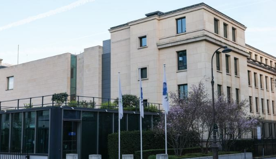 中美巴黎經貿磋商開始舉行