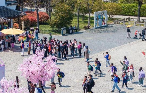 山東、湖南、貴州加入「春秋假」行列